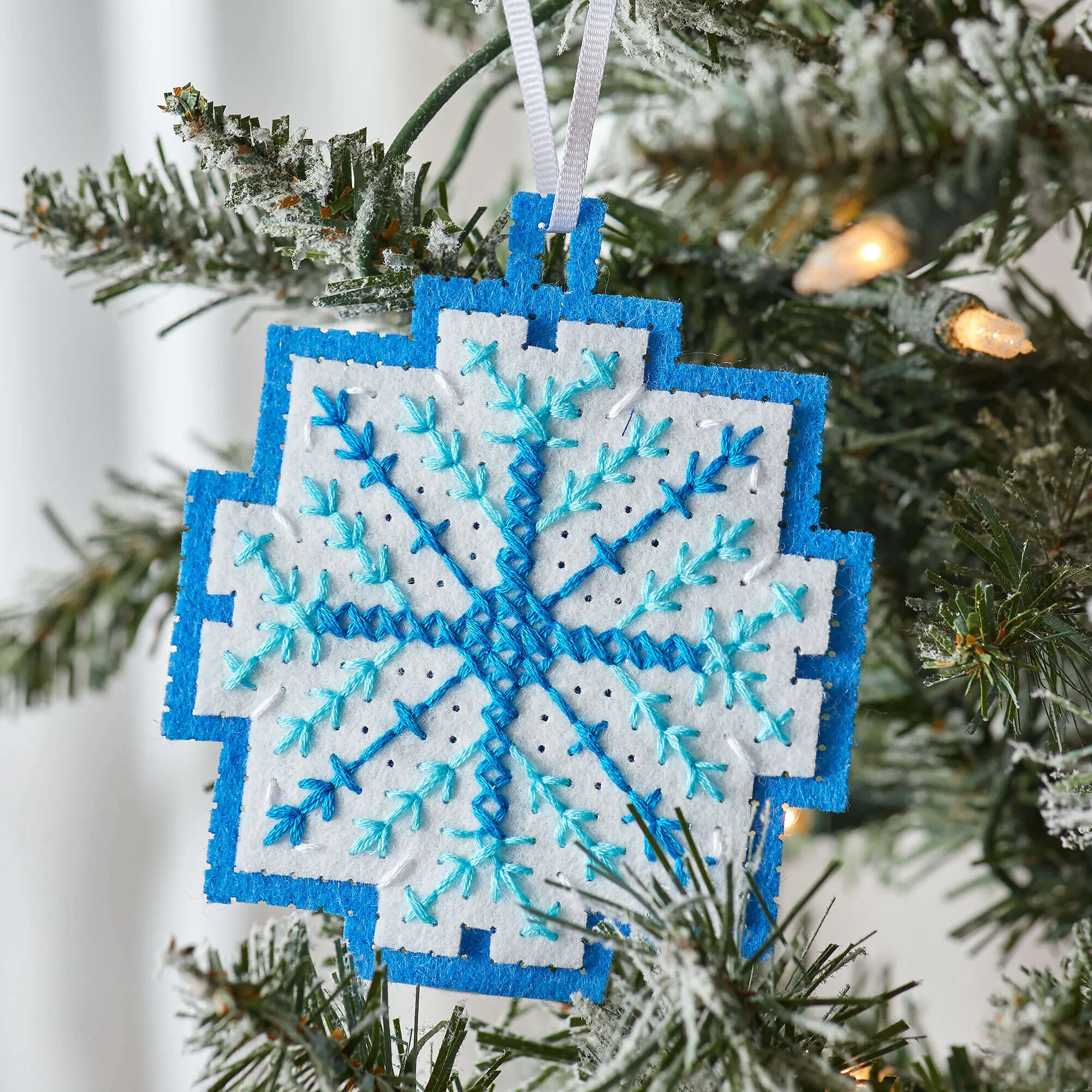 Anchor Craft Stitched Felt Ornaments