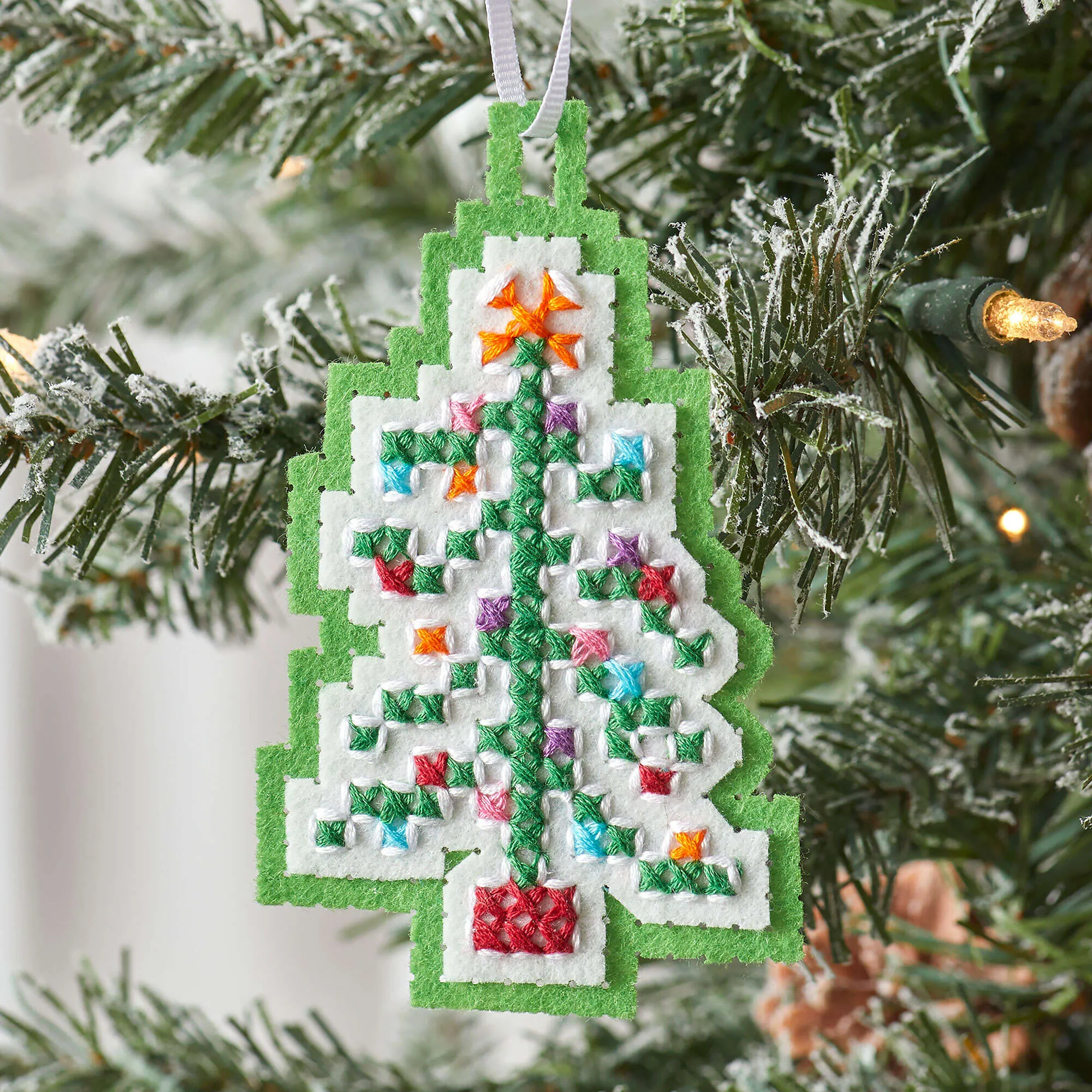 Anchor Craft Stitched Felt Ornaments