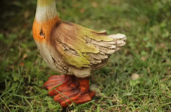 Large Duck Statues, Unique Wood Carving Statue for Garden, Creative Modern Statue for Garden Ornaments, Villa Outdoor Decor Gardening Ideas